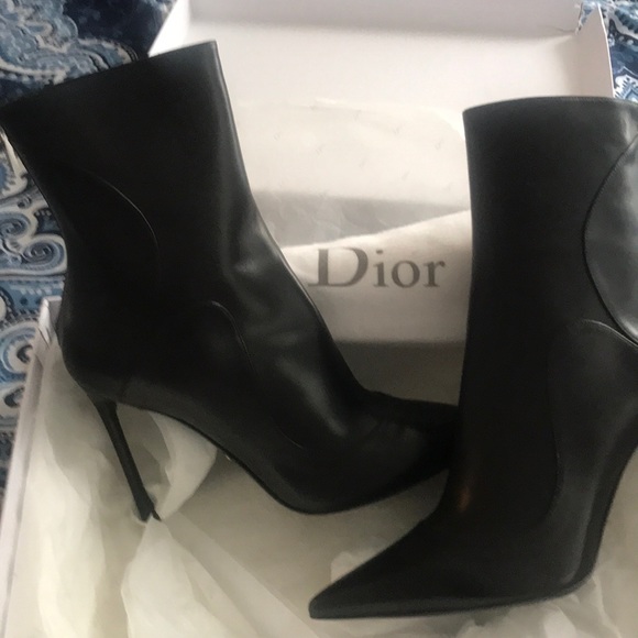 Dior lady shoes - Picture 1 of 4